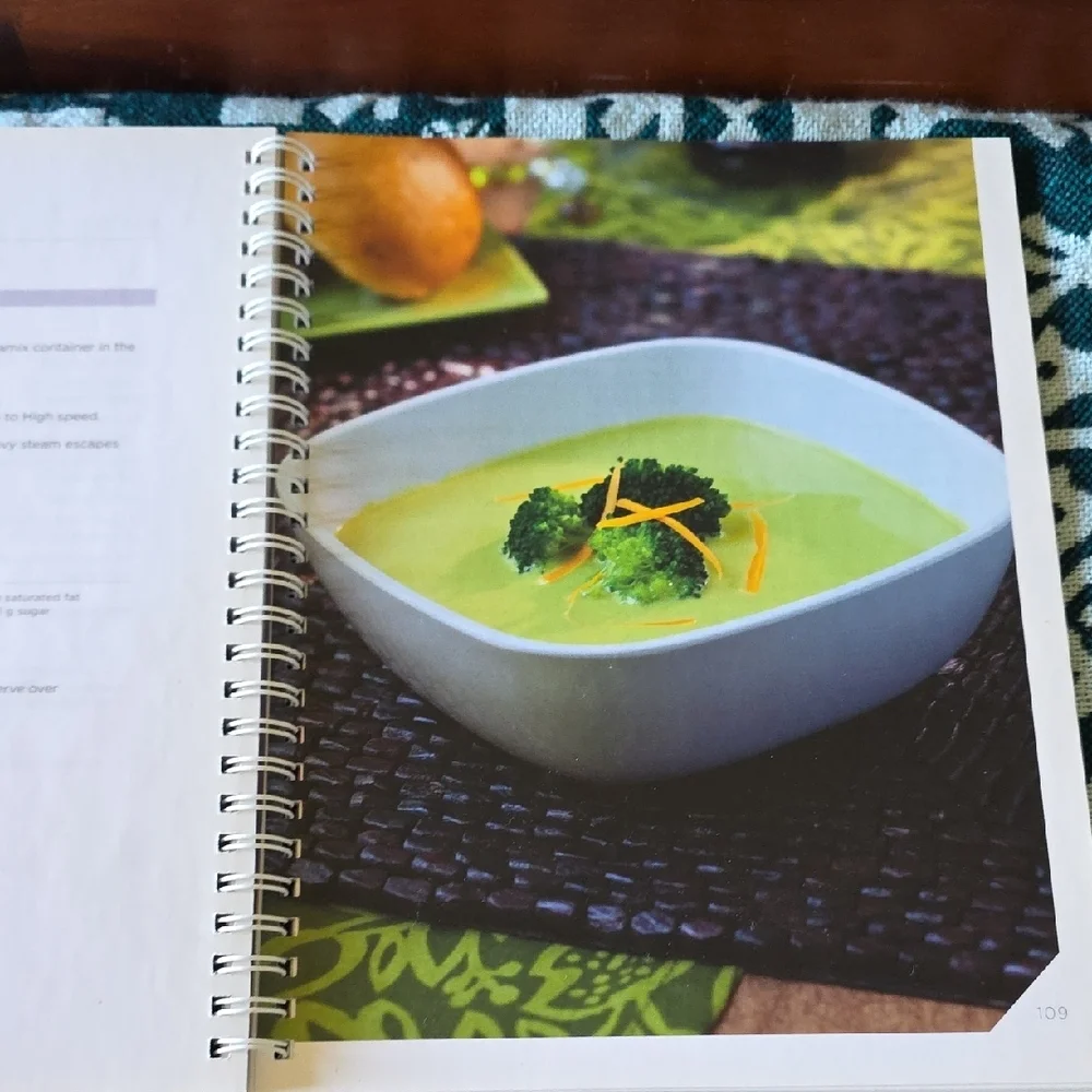 Vitamix Recipe Book for TurboBlend Two Speed